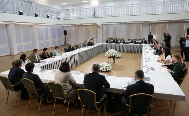 Путин утвердил поручения по благоустройству городов после встречи в Улан-Удэ