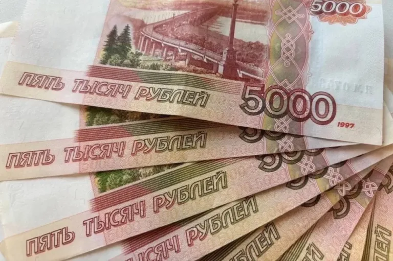 Жительница Бурятии потеряла 1,2 млн рублей при поиске удалённой работы