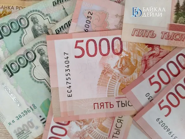 Суд в Улан-Удэ запретил фигурантке дела о мошенничестве пользоваться телефоном